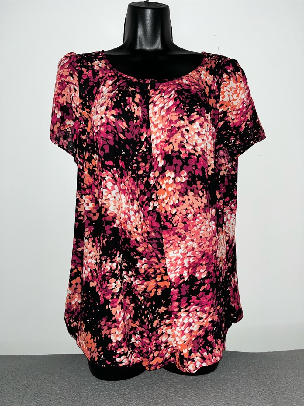 Worthington Black and Pink Floral Scoop Neck Blouse